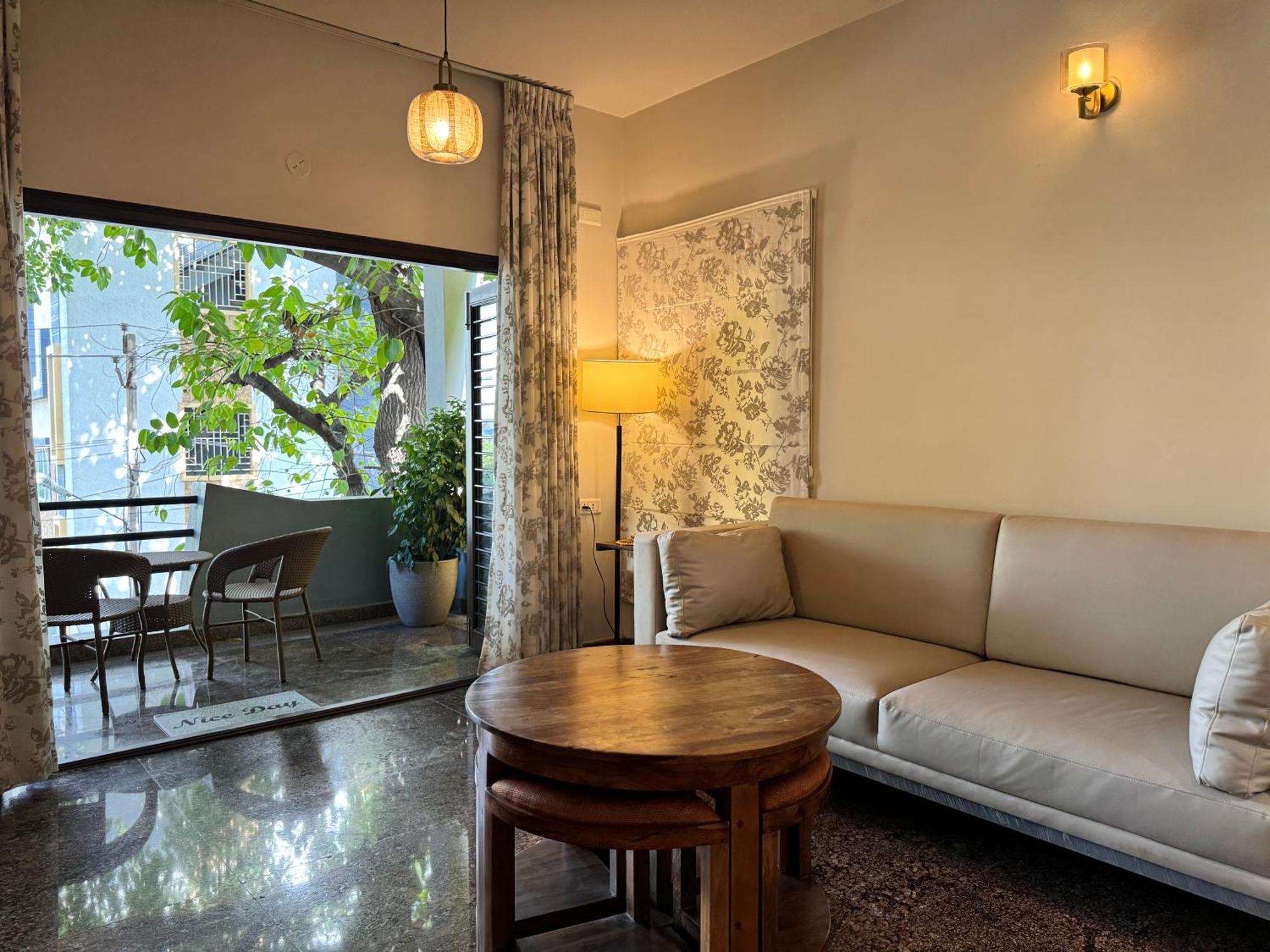 Idam Na Mama Apartment บังกาลอร์ ภายนอก รูปภาพ