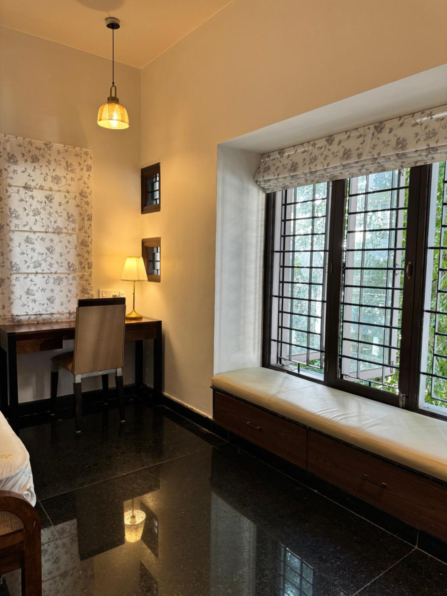 Idam Na Mama Apartment บังกาลอร์ ภายนอก รูปภาพ
