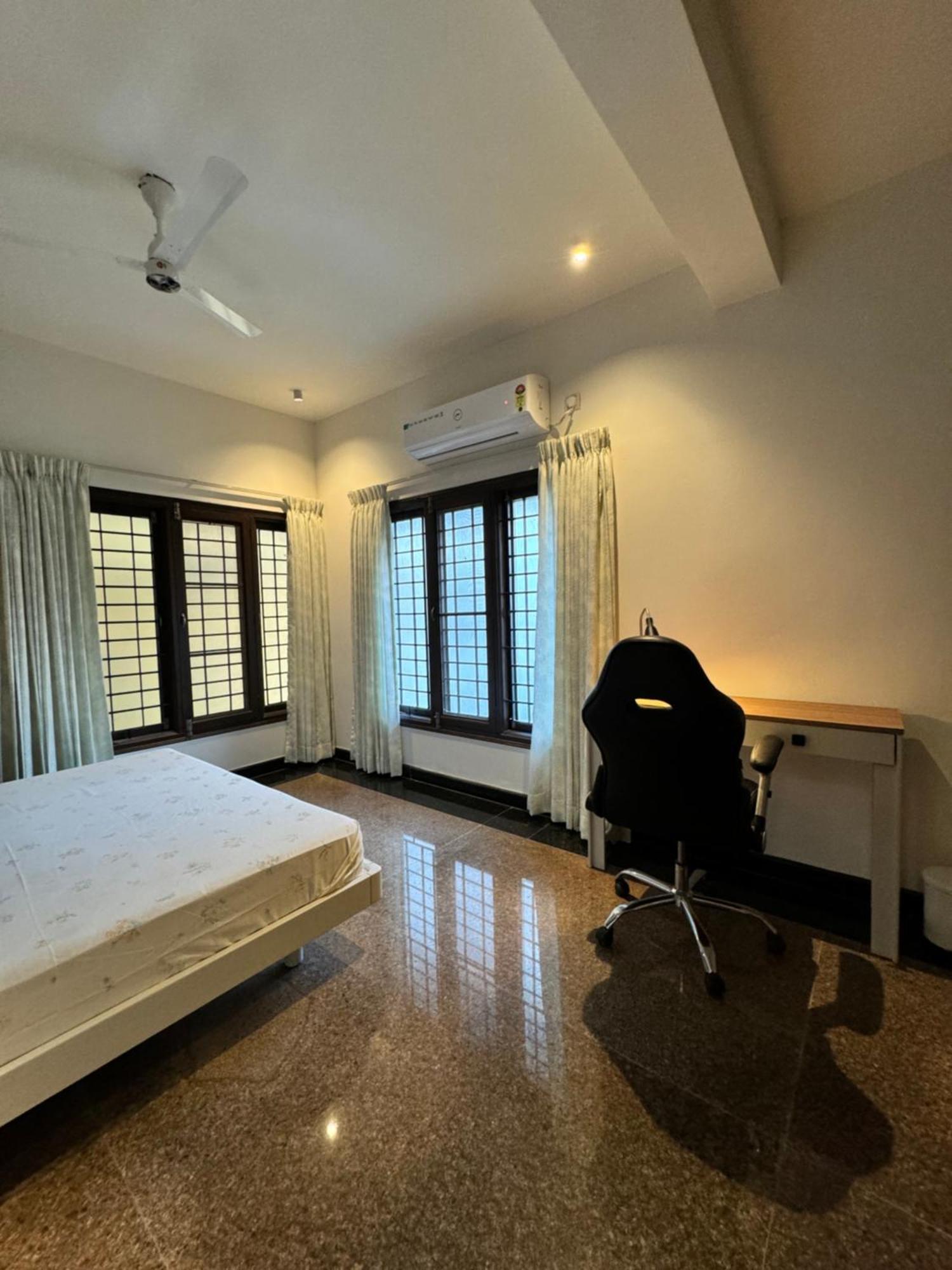 Idam Na Mama Apartment บังกาลอร์ ภายนอก รูปภาพ